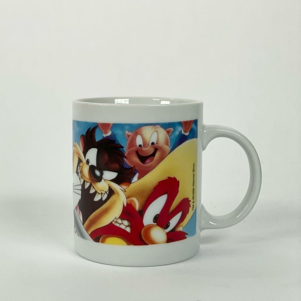 VTG 1996 Warner Bros Looney Toons Classic Acme Hour Coffee Mug